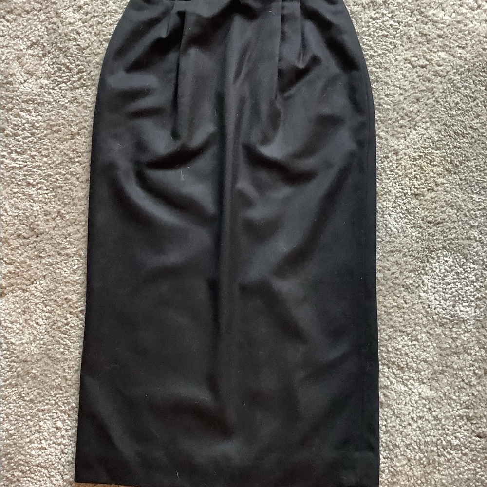Talbots, Long Solid Black Wool Lined Skirt. Size … - image 3